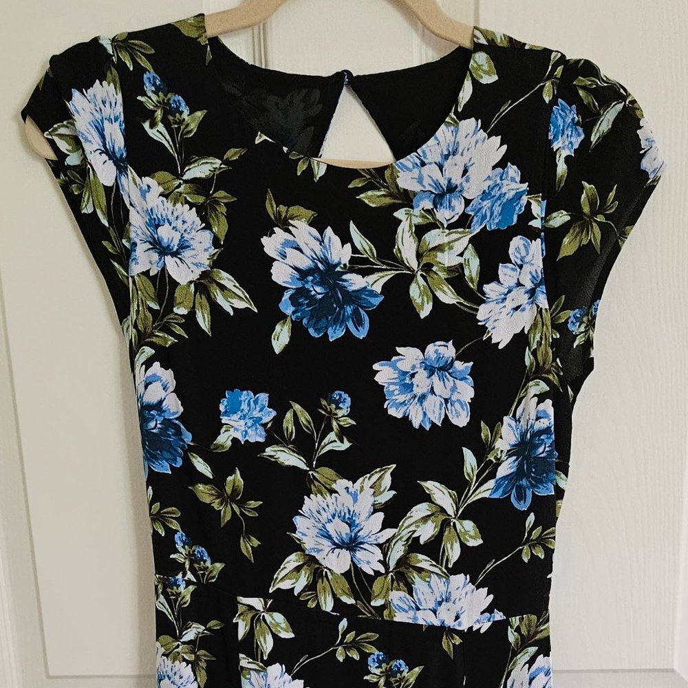 Banana Republic Midi legth floral dress